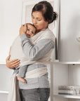 Gustine Écharpe extensible de portage en coton Portage Gustine baby carrier Latté