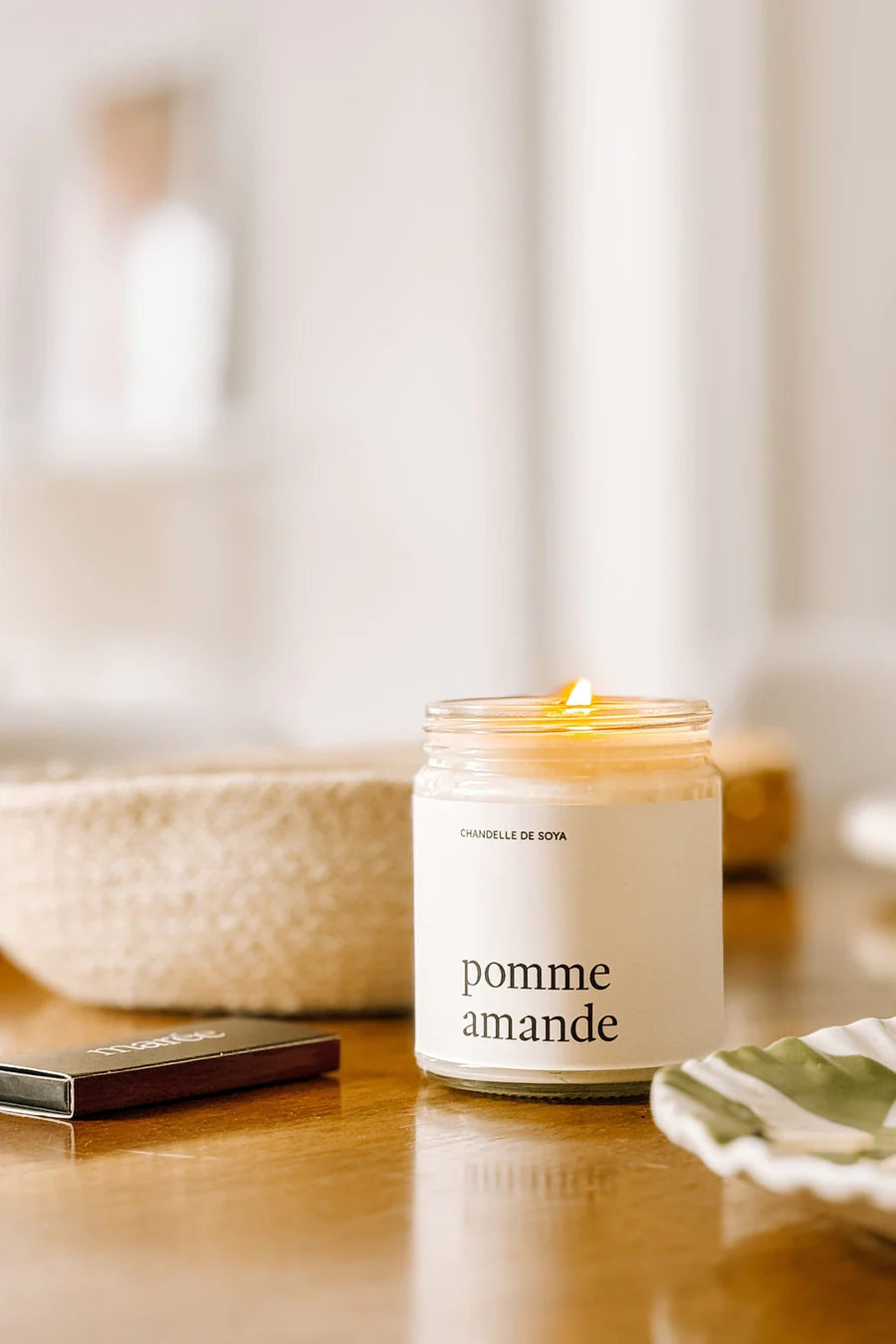 Marée Chandelles Chandelle de soya 270 ml Maison Marée Chandelles Pomme amande