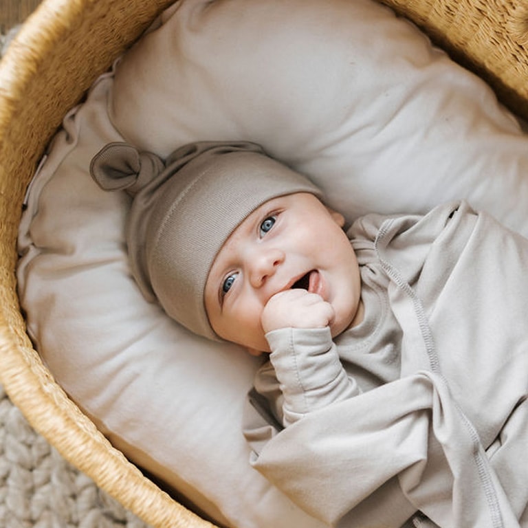 Zak & Zoé Bonnet en bambou pour nouveau-né 0-3 mois (Copie) Vêtements Zak & Zoé Gris