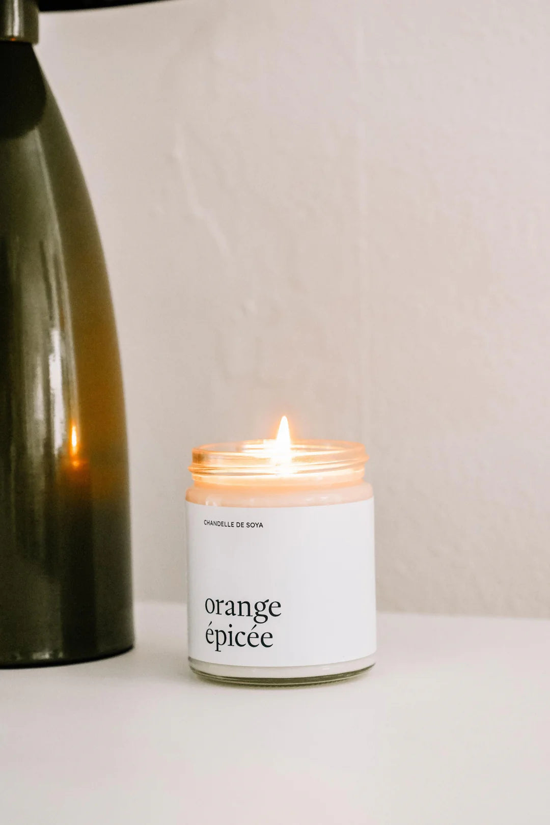 Marée Chandelles Chandelle de soya 270 ml Maison Marée Chandelles Orange épicée