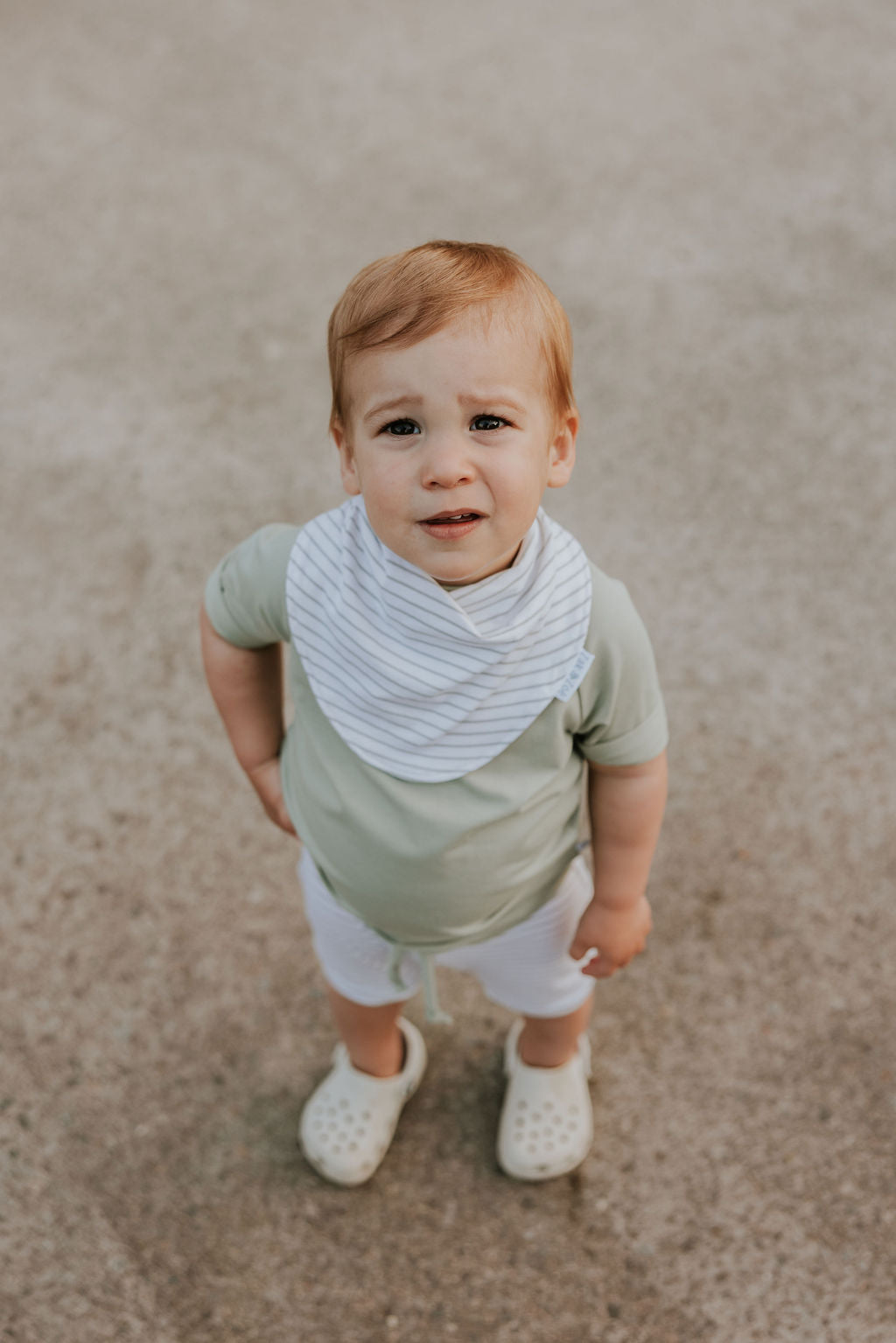 Zak & Zoé Bavoir drapé Vêtements Zak & Zoé Ligné Sauge & blanc